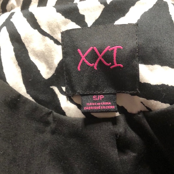 XXI Zebra print trench coat - Picture 2 of 4